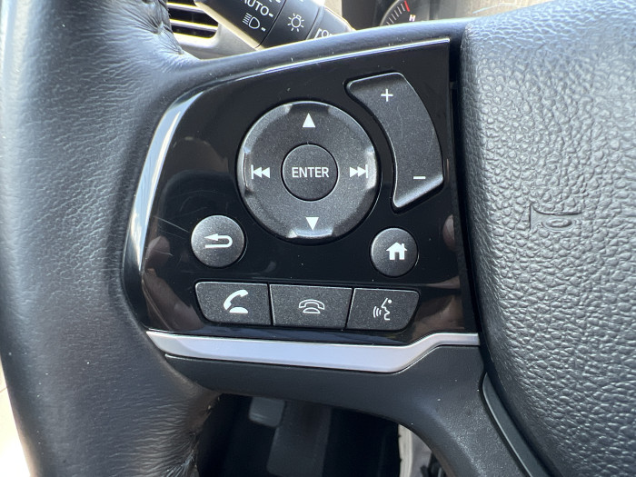 2021 Honda Pilot SE 23