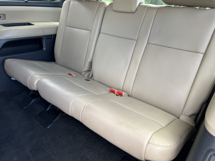 2014 Toyota Sequoia 4X4 10