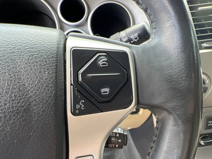2014 Toyota Sequoia 4X4 19