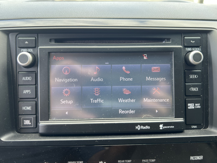 2014 Toyota Sequoia 4X4 28