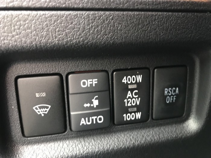 2018 Toyota Rav4 AWD 19