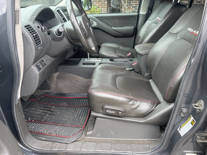 2010 Nissan Frontier Pro-4X 7