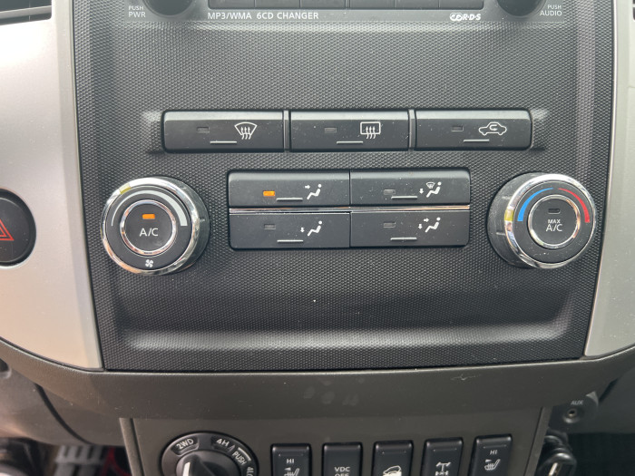 2010 Nissan Frontier Pro-4X 15