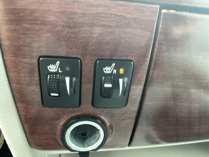 2013 Toyota Sienna XLE 18