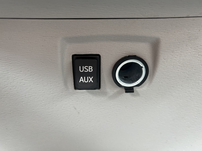 2013 Toyota Sienna XLE 19