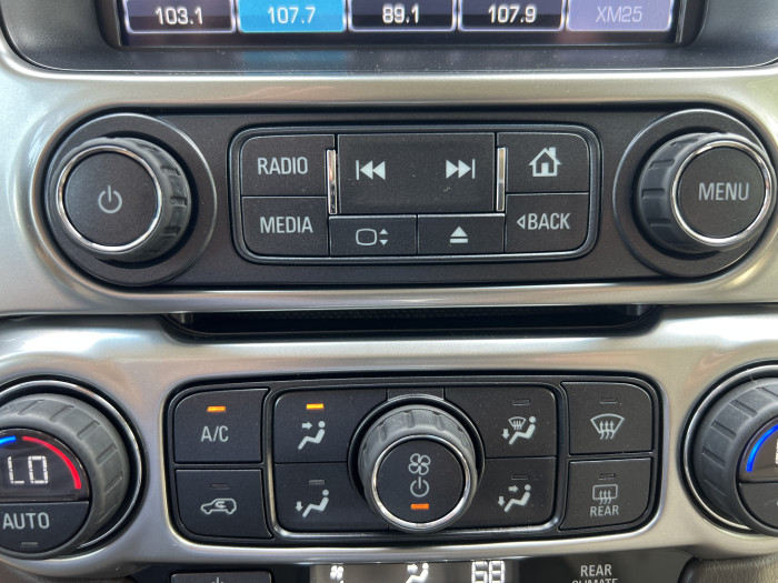 2016 Chevrolet Tahoe 22