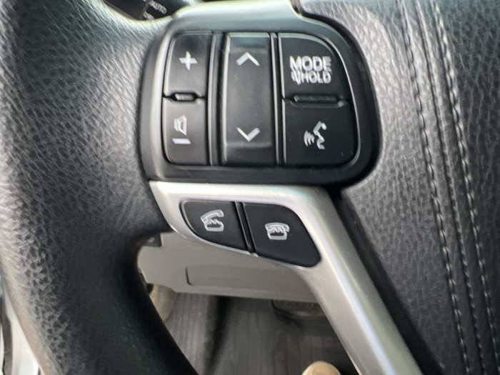 2017 Toyota Sienna AWD 17