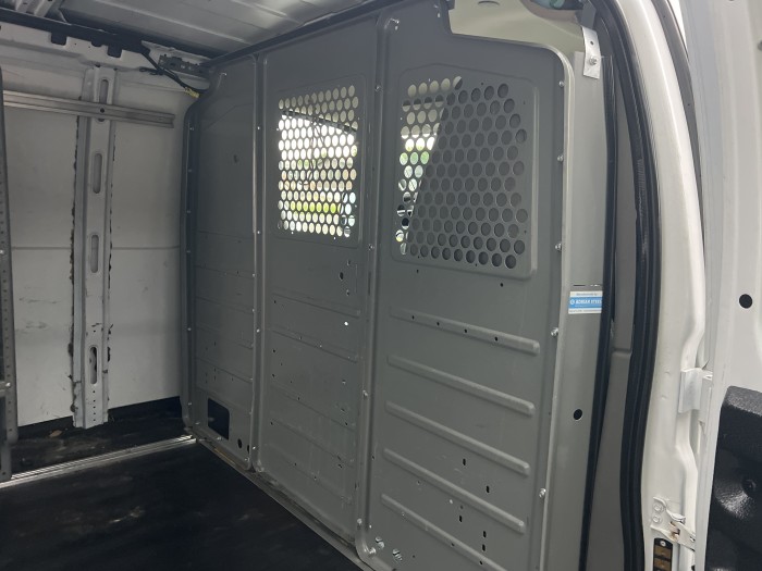 2017 Chevrolet Express 2500 10
