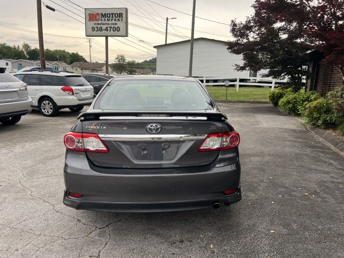2012 Toyota Corolla S 3