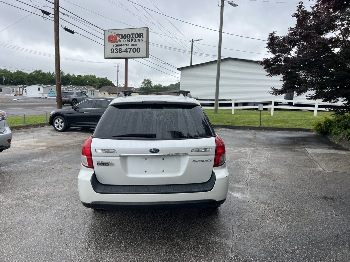 2009 Subaru Outback 3