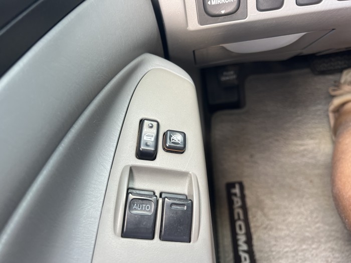 2007 Toyota Tacoma 14