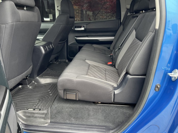 2017 Toyota Tundra 4X4 8