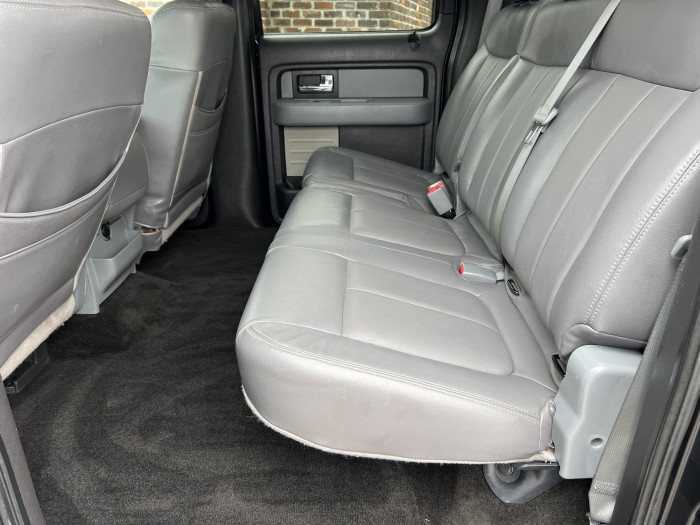 2013 Ford F150 4X4 8