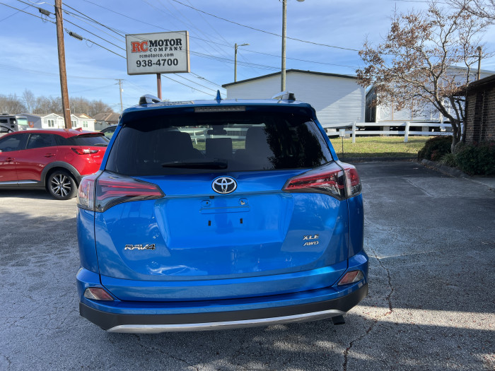 2018 Toyota Rav4 4X4 3