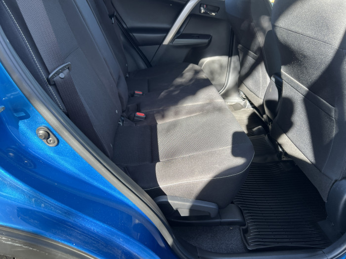 2018 Toyota Rav4 4X4 11