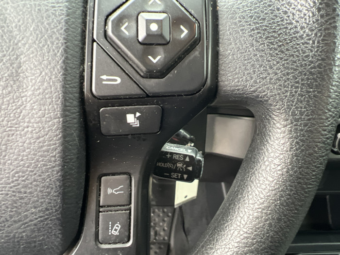 2019 Toyota Tacoma 4X4 14