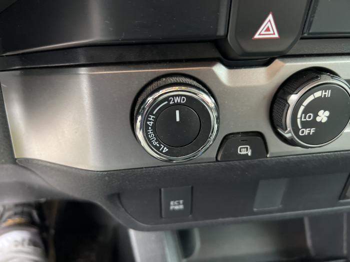 2019 Toyota Tacoma 4X4 17